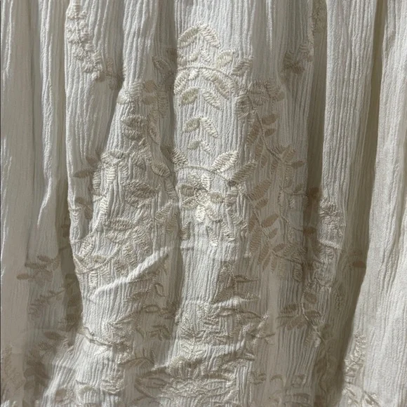 Jolt Cream Off-Shoulder Mini Dress - Picture 4 of 5